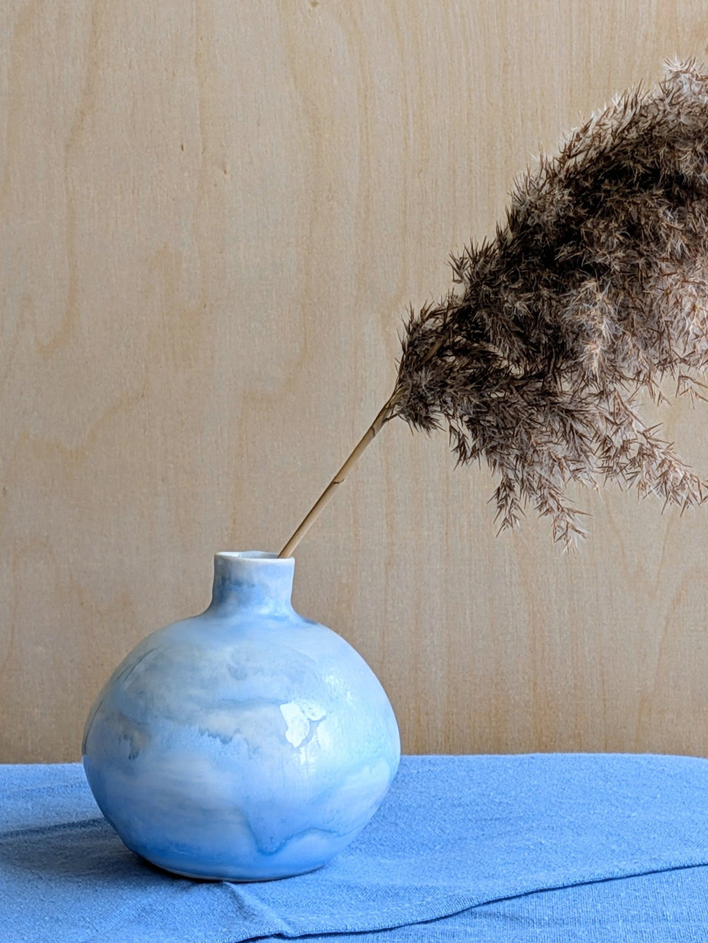 Bubble vase, bud vase