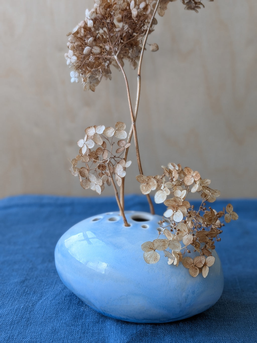 Pebble vase, ikebana vase