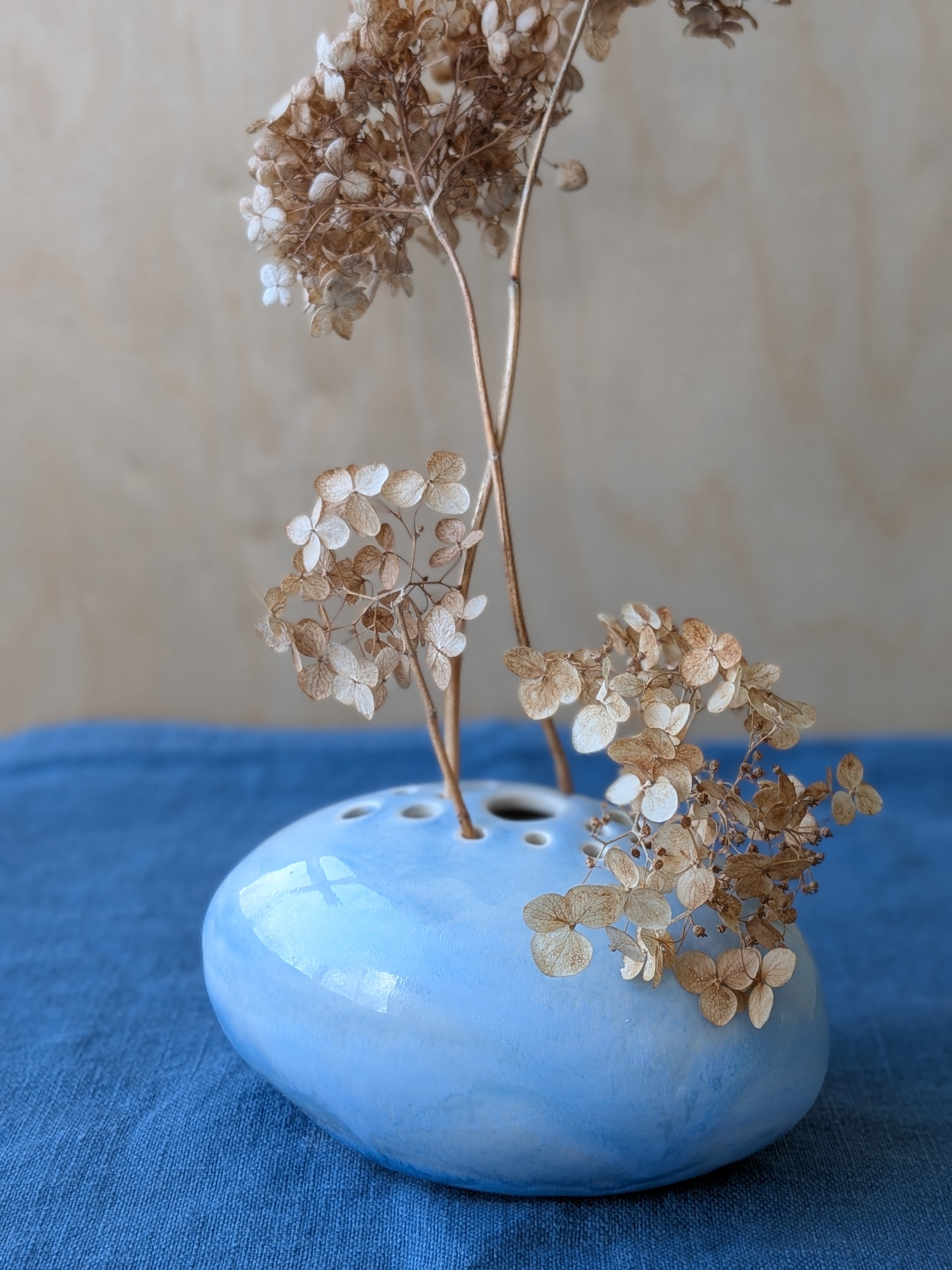 Pebble vase, ikebana vase
